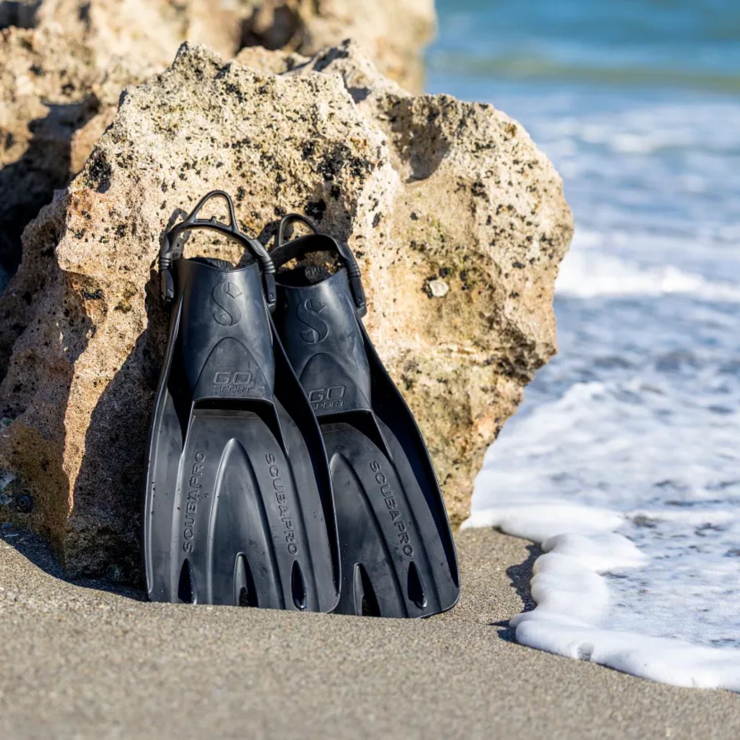 GO_FIN_SPORT_-_BLACK_25.761.500_3.jpg