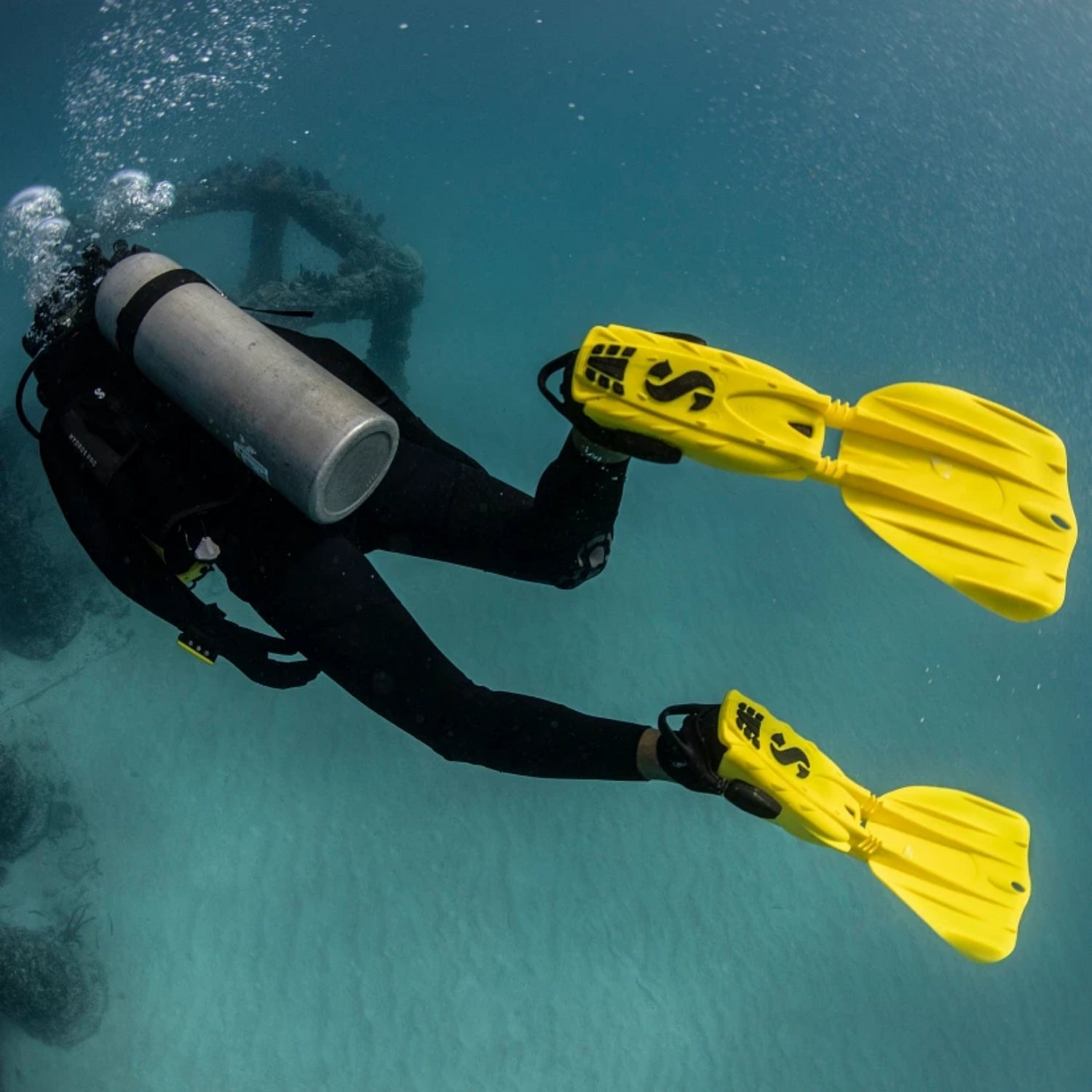 SEAWING_NOVA_FINS_YELLOW_25.737.300_3.jpg