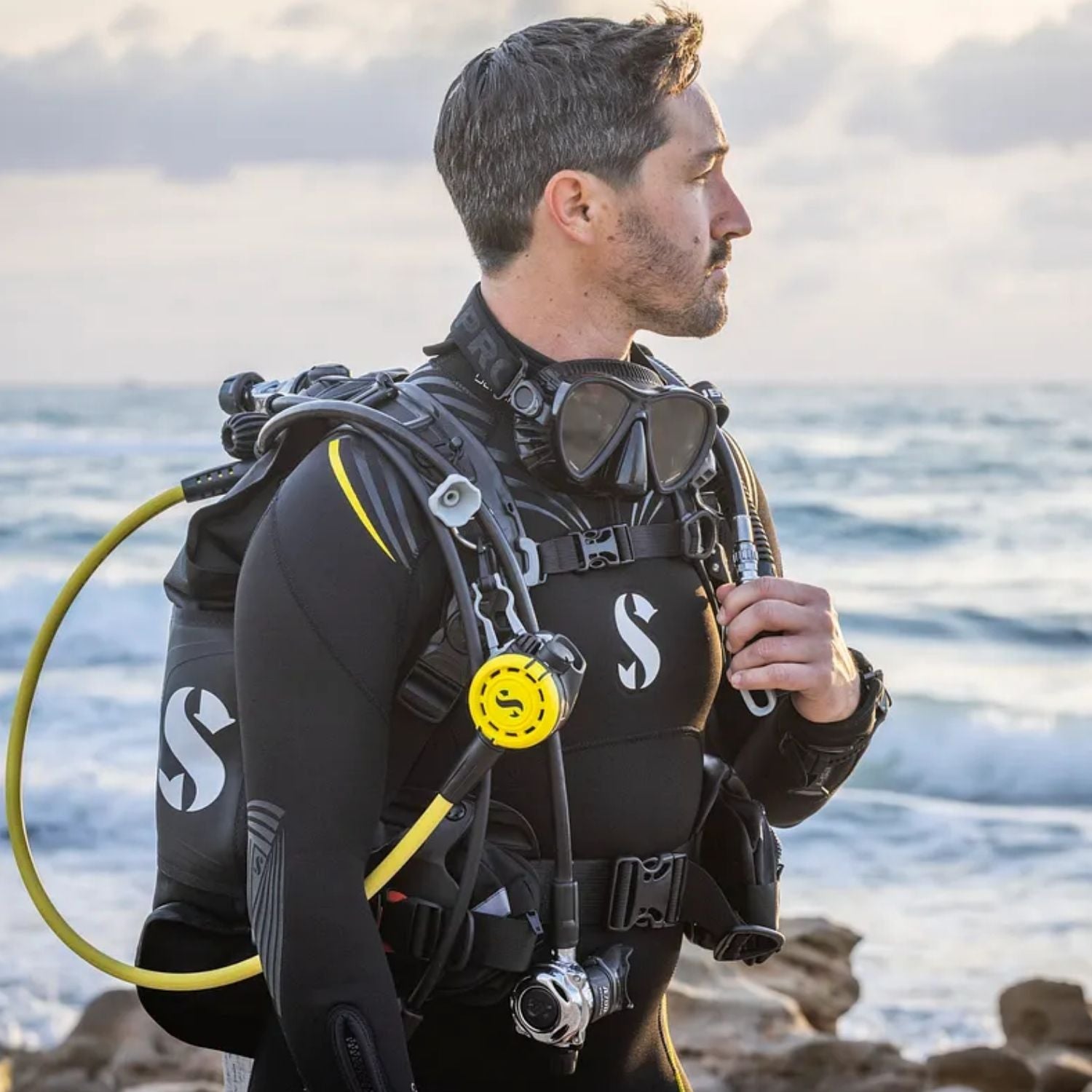 SEGUNDA ETAPA ALTERNA U OCTOPUS SCUBAPRO 60M DG W/PG-MTR